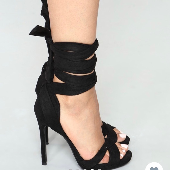 fashion nova black heels